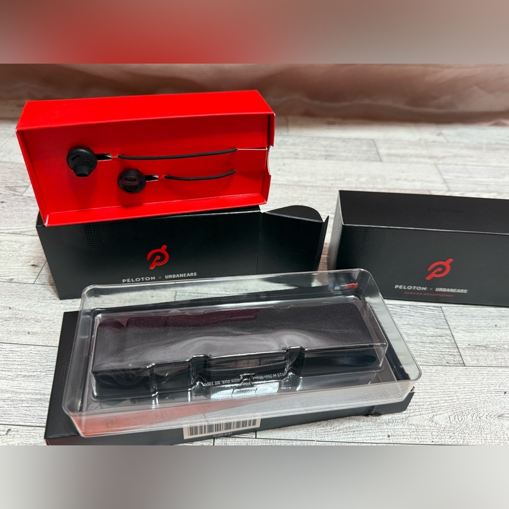Peloton Urbanears Black Earphones and heart monitor